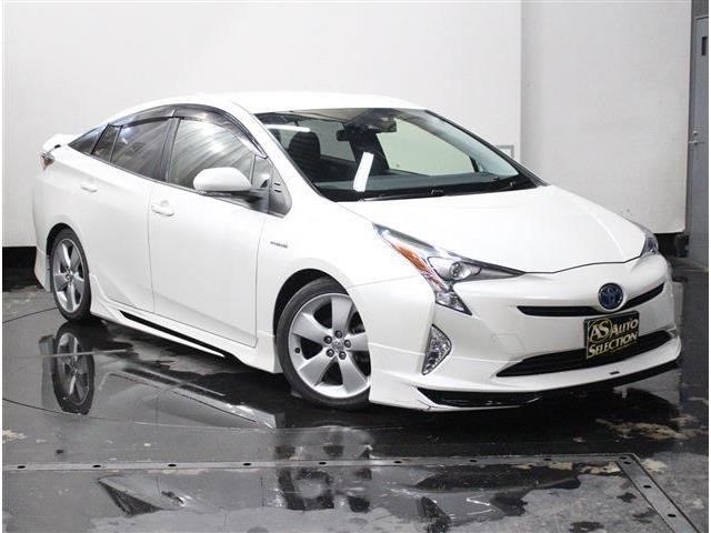 トヨタ プリウス １．８ Ｓ ツーリングセレクション Ｅ－ＦＯＵＲ ４ＷＤ H28年 (北海道) 99