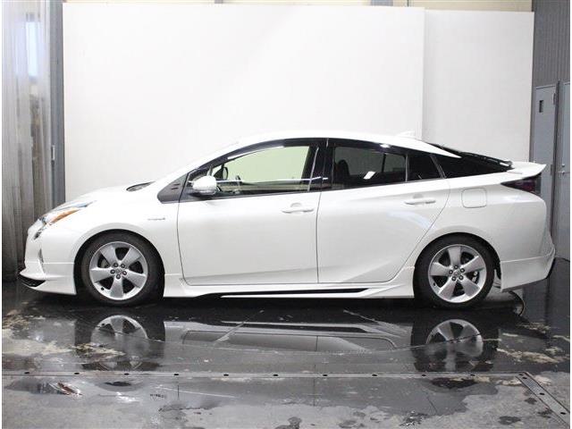 トヨタ プリウス １．８ Ｓ ツーリングセレクション Ｅ－ＦＯＵＲ ４ＷＤ H28年 (北海道) 99