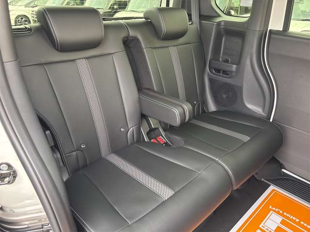 ホンダ Ｎ　ＢＯＸ カスタム ６６０ コーディネートスタイル ２トーン R8年 (近畿) 99