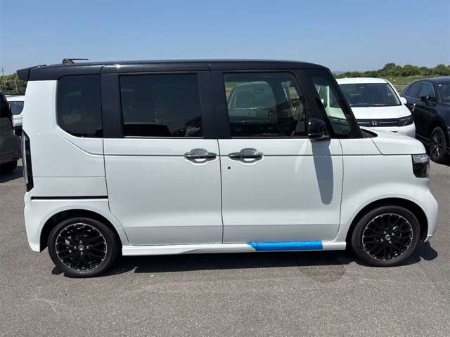 ホンダ Ｎ　ＢＯＸ カスタム ６６０ ターボ R8年 (近畿) 99