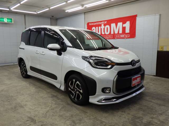 トヨタ シエンタ　ハイブリッド ハイブリッド １．５ Ｚ Ｅ－ＦＯＵＲ ４ＷＤ R8年 () 99