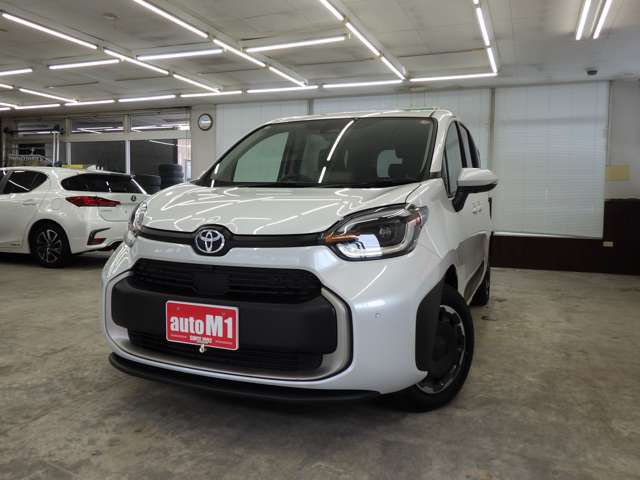 トヨタ シエンタ　ハイブリッド ハイブリッド １．５ Ｚ Ｅ－ＦＯＵＲ ４ＷＤ R7年 (東北) 99