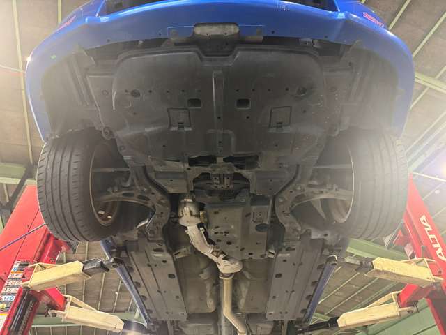 スバル インプレッサ ２．０ ＷＲＸ ４ＷＤ H17年 (関東) 99