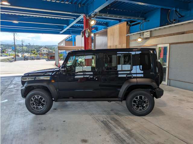 スズキ ジムニー　ノマド １．５ ＦＣ ４ＷＤ R8年 () 99