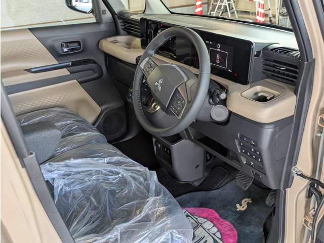 三菱 デリカ　ミニ ６６０ Ｇ プレミアム ４ＷＤ R7年 () 99