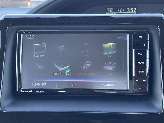 トヨタ ヴォクシー ２．０ Ｘ H29年 (近畿) 99