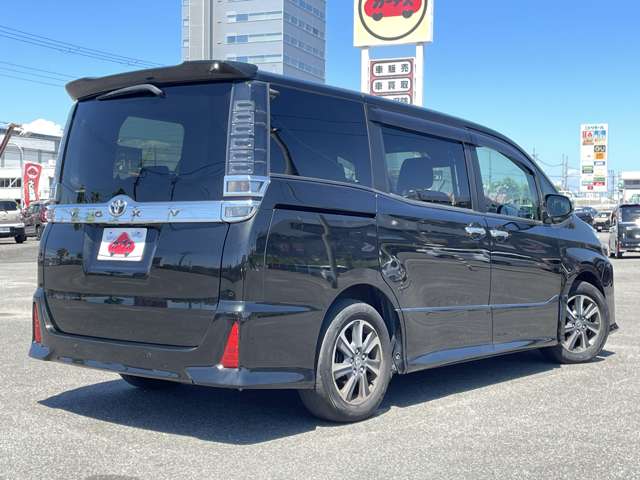 トヨタ ヴォクシー ２．０ ＺＳ 煌ＩＩＩ R3年 (近畿) 99
