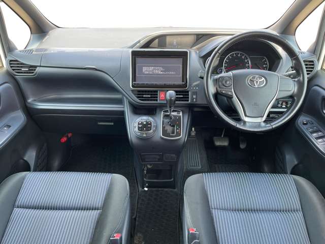 トヨタ ヴォクシー ２．０ ＺＳ 煌 H27年 (近畿) 99