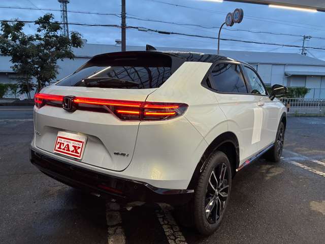 ホンダ ヴェゼル １．５ Ｅ：ＨＥＶ Ｚ プレイパッケージ R8年 (近畿) 99