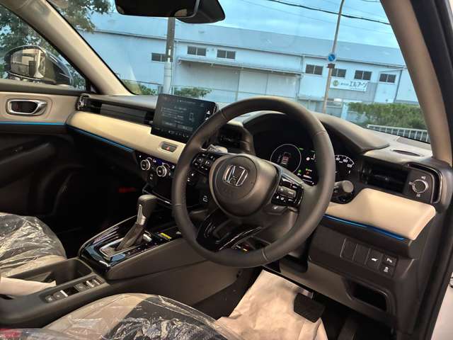 ホンダ ヴェゼル １．５ Ｅ：ＨＥＶ Ｚ プレイパッケージ R8年 (近畿) 99