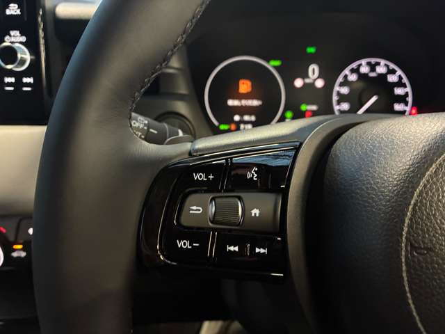 ホンダ ヴェゼル １．５ Ｅ：ＨＥＶ Ｚ プレイパッケージ R8年 (近畿) 99
