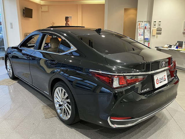 レクサス ＥＳ３００ｈ バージョンＬ R1年 () 99