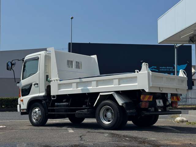 日野自動車 レンジャー ダンプ H25年 (近畿) 99
