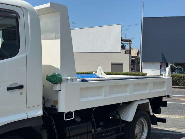 日野自動車 レンジャー ダンプ H25年 (近畿) 99
