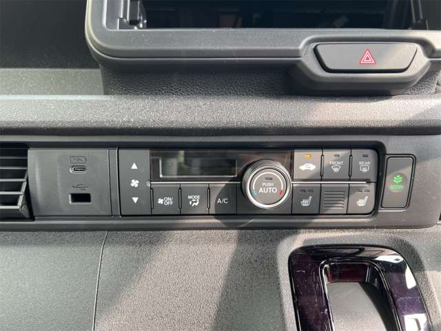 ホンダ Ｎ　ＢＯＸ カスタム ６６０ R7年 (近畿) 99