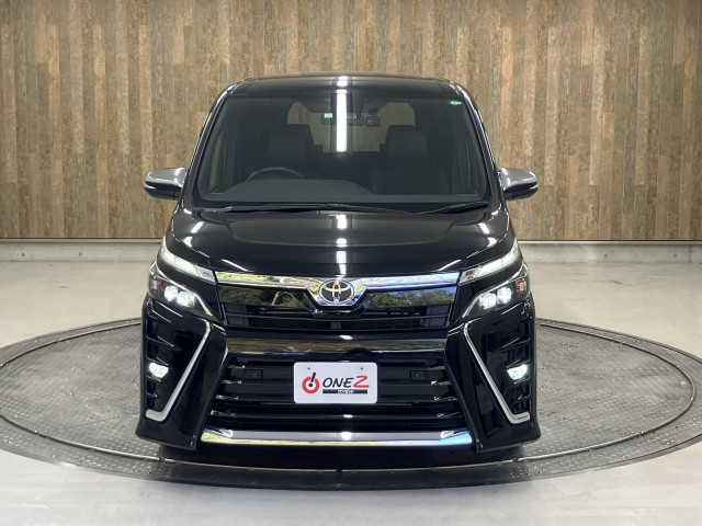トヨタ ヴォクシー ２．０ ＺＳ 煌ＩＩＩ R3年 (近畿) 99