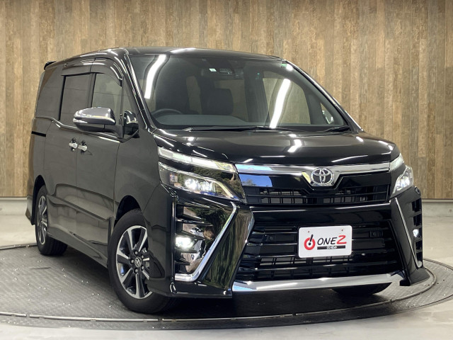 トヨタ ヴォクシー ２．０ ＺＳ 煌ＩＩＩ R3年 (近畿) 99