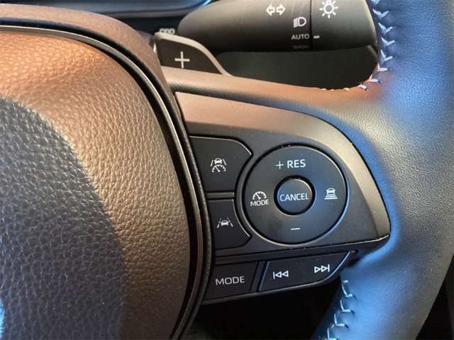 トヨタ カローラクロス ２．０ ＧＲスポーツ Ｅ－ＦＯＵＲ ４ＷＤ R8年 (近畿) 99