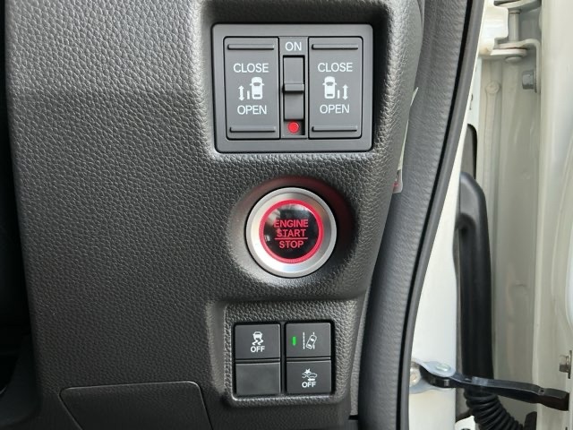 ホンダ Ｎ　ＢＯＸ カスタム ６６０ Ｇ Ｌ ターボ ホンダセンシング H30年 (近畿) 99
