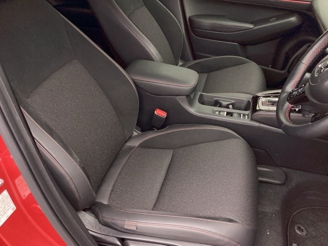 ホンダ ヴェゼル １．５ Ｅ：ＨＥＶ ＲＳ R7年 (近畿) 99