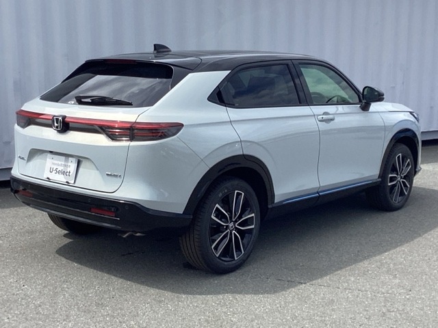ホンダ ヴェゼル １．５ Ｅ：ＨＥＶ Ｚ プレイパッケージ R8年 (近畿) 99