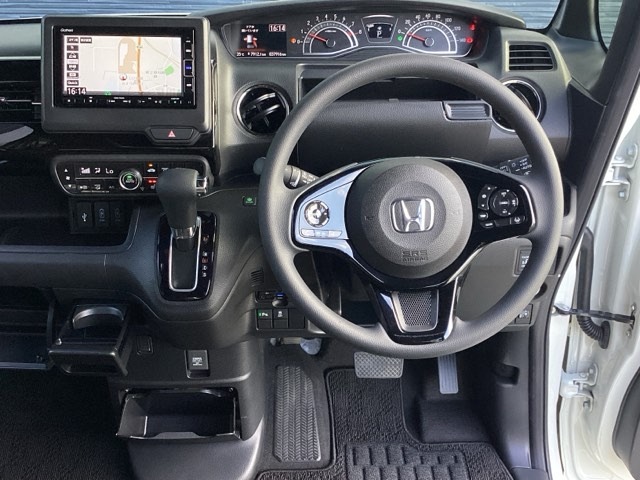 ホンダ Ｎ　ＢＯＸ カスタム ６６０ Ｌ R3年 (近畿) 99