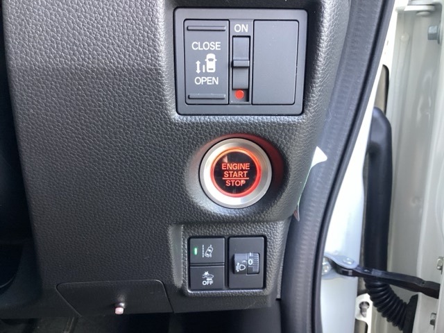 ホンダ Ｎ　ＢＯＸ カスタム ６６０ Ｌ R3年 (近畿) 99