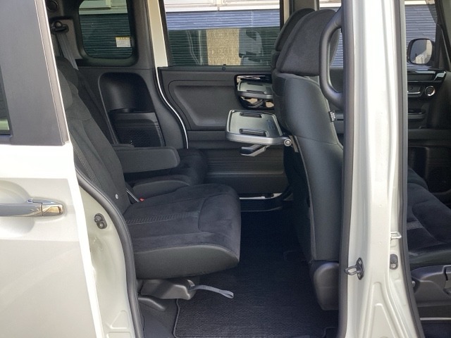 ホンダ Ｎ　ＢＯＸ カスタム ６６０ Ｌ R3年 (近畿) 99