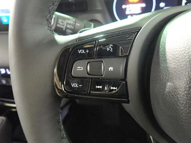 ホンダ ヴェゼル １．５ Ｅ：ＨＥＶ Ｚ R8年 (近畿) 99