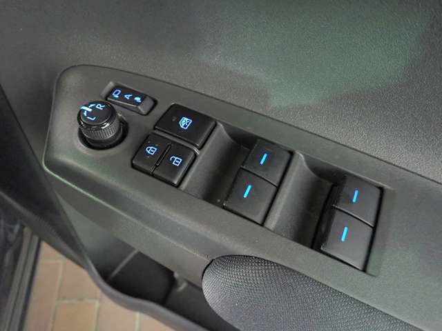 トヨタ シエンタ １．５ Ｇ R5年 (近畿) 99