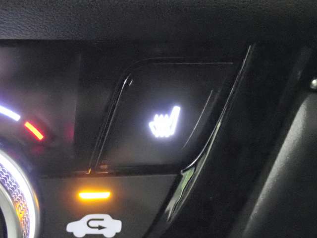 ホンダ ヴェゼル １．５ Ｅ：ＨＥＶ Ｚ R8年 (近畿) 99