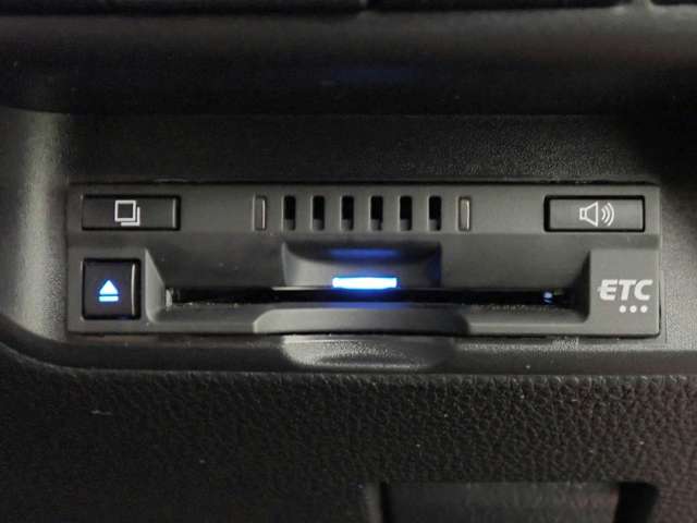 トヨタ アクア １．５ Ｇ R4年 (近畿) 99