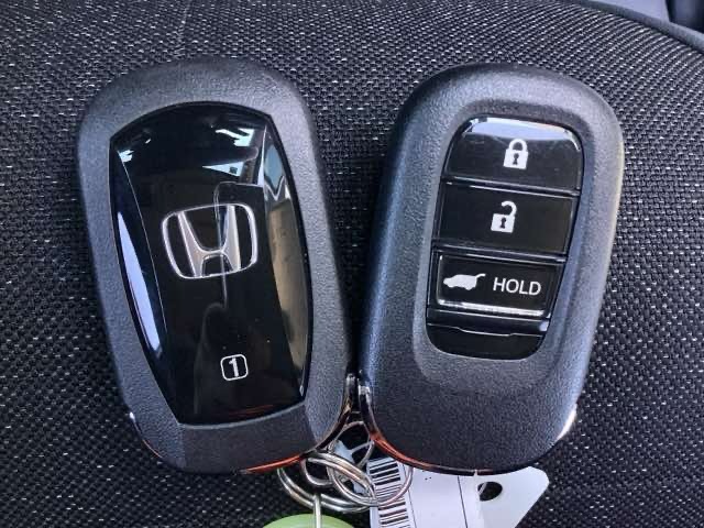 ホンダ ヴェゼル １．５ Ｅ：ＨＥＶ Ｚ R7年 (近畿) 99