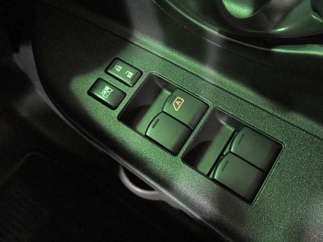 日産 マーチ １．２ Ｓ R3年 (近畿) 99