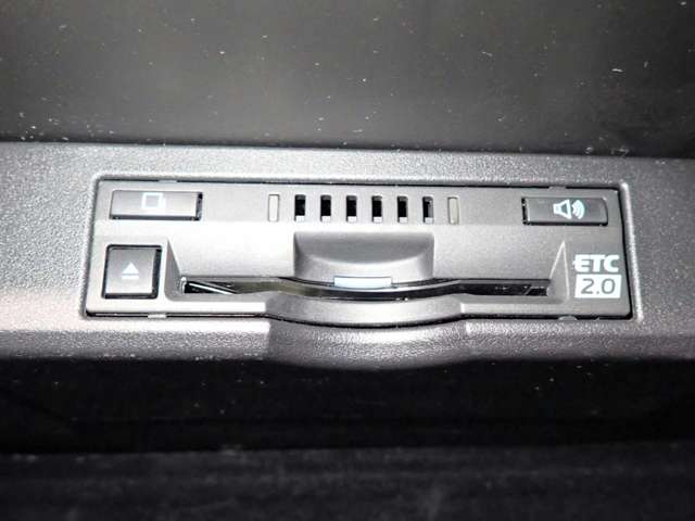 レクサス ＮＸ３００ Ｉパッケージ R1年 (近畿) 99