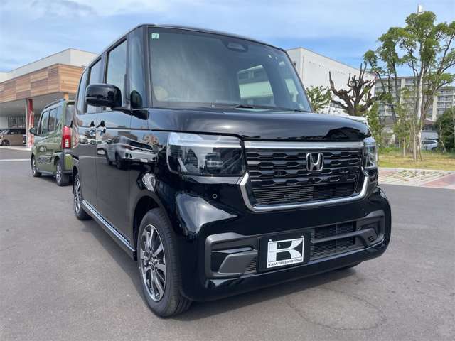 ホンダ Ｎ　ＢＯＸ カスタム ６６０ R8年 (九州・沖縄) 99