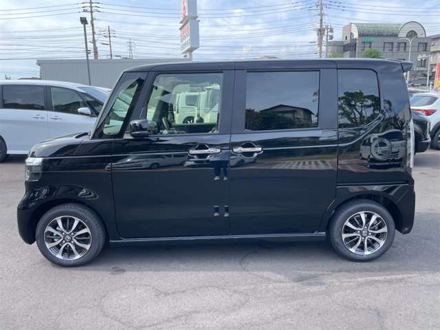 ホンダ Ｎ　ＢＯＸ カスタム ６６０ R8年 (九州・沖縄) 99