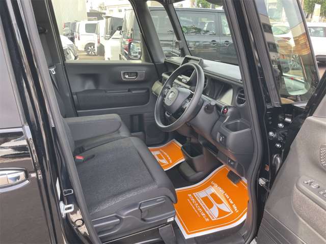 ホンダ Ｎ　ＢＯＸ カスタム ６６０ R8年 (九州・沖縄) 99