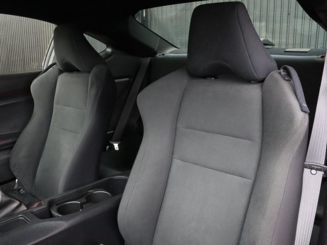 スバル ＢＲＺ ２．０ Ｒ H28年 (関東) 99