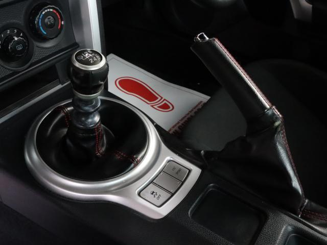 スバル ＢＲＺ ２．０ Ｒ H28年 (関東) 99