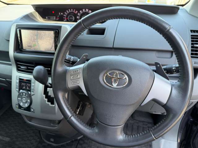 トヨタ ヴォクシー ２．０ ＺＳ 煌ＩＩ H21年 (関東) 99