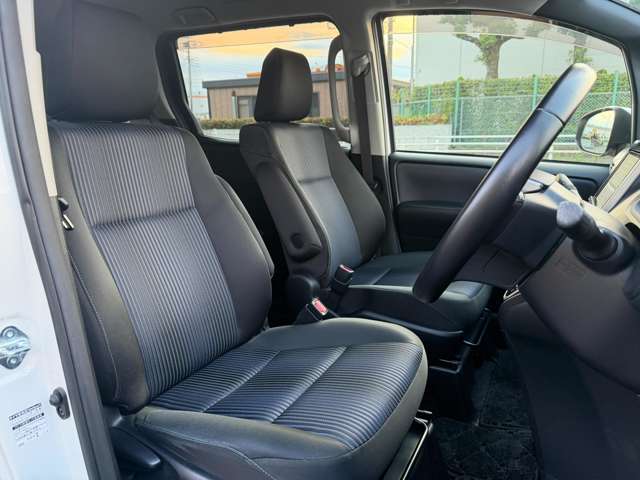 トヨタ ヴォクシー ２．０ ＺＳ 煌 H28年 (関東) 99