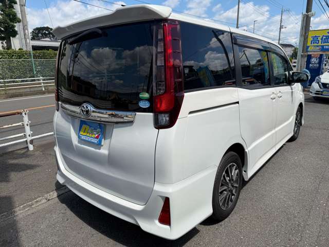トヨタ ノア ２．０ ＳＩ H28年 (関東) 99
