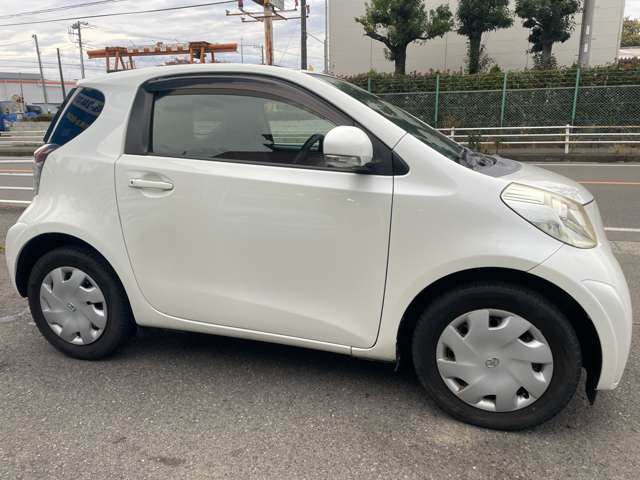 トヨタ ｉＱ １．０ １００Ｘ H22年 (関東) 99