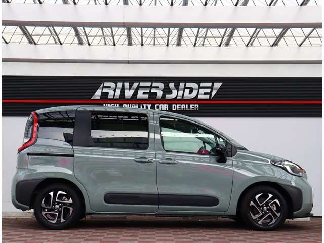 トヨタ シエンタ　ハイブリッド ハイブリッド １．５ Ｚ R5年 (関東) 99