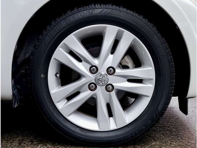 トヨタ ｉＱ １．３ １３０Ｇ レザーパッケージ H21年 (関東) 99