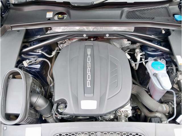ポルシェ マカン ＰＤＫ ４ＷＤ H27年 (関東) 99