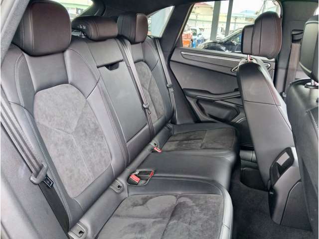 ポルシェ マカン ＰＤＫ ４ＷＤ H27年 (関東) 99