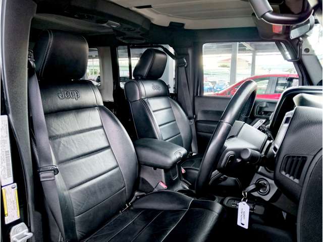 ジープ ラングラー　アンリミテッド アンリミテッド サハラ ４ＷＤ H24年 (関東) 99