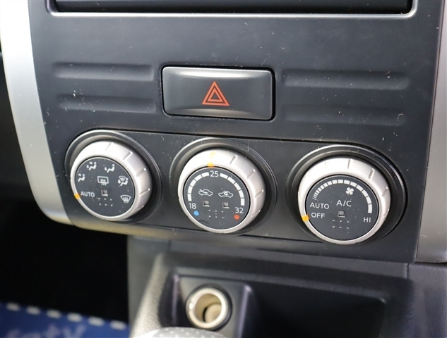 日産 エクストレイル ２．０ ２０ＸＴ ４ＷＤ H24年 (関東) 99